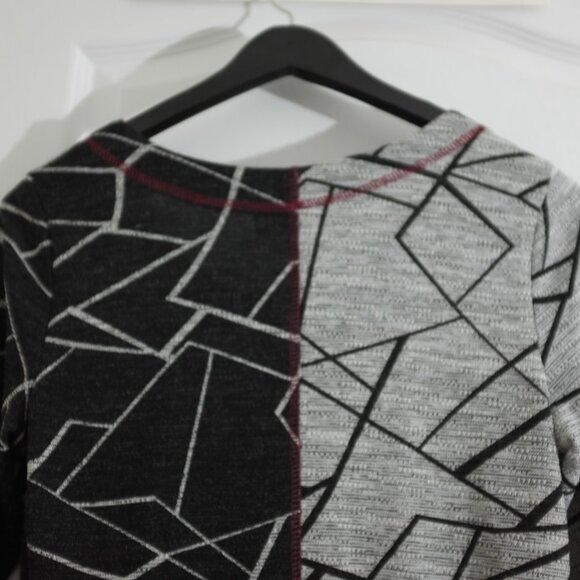 COPY - Artex Fashion geometric contrast dress made in Canada size M - Picture 7 of 9